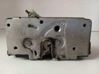 bontott OPEL CORSA D Bal hátsó Ajtózár