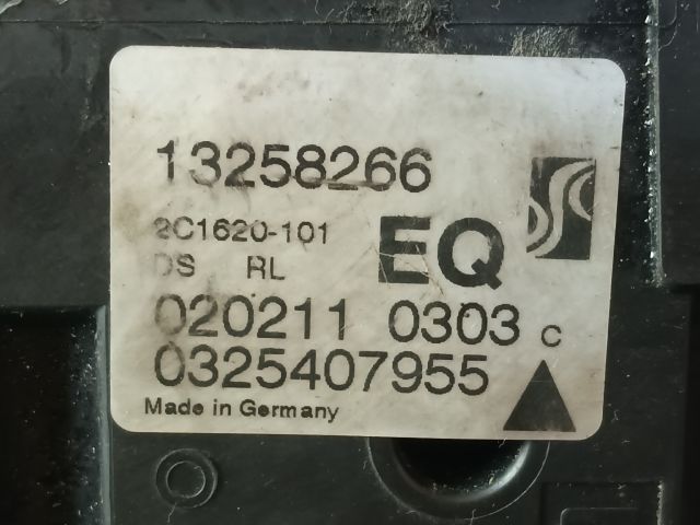 bontott OPEL CORSA D Bal hátsó Ajtózár