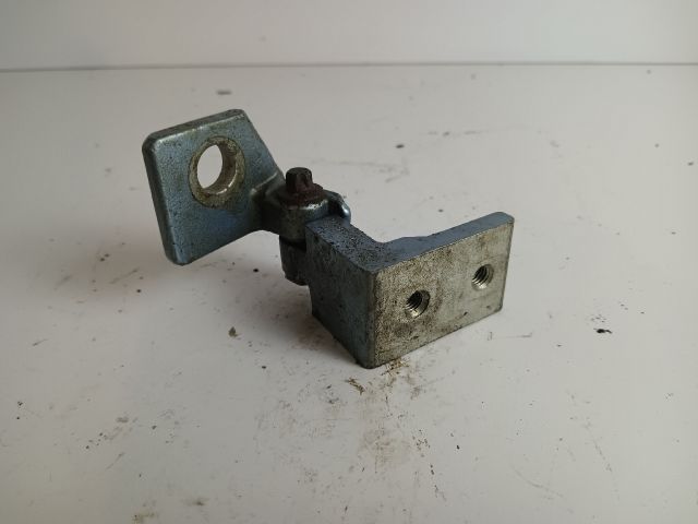 bontott OPEL CORSA D Bal hátsó Alsó Zsanér