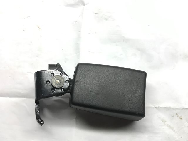 bontott OPEL CORSA D Bal hátsó Biztonsági Öv Csat