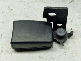 bontott OPEL CORSA D Bal hátsó Biztonsági Öv Csat