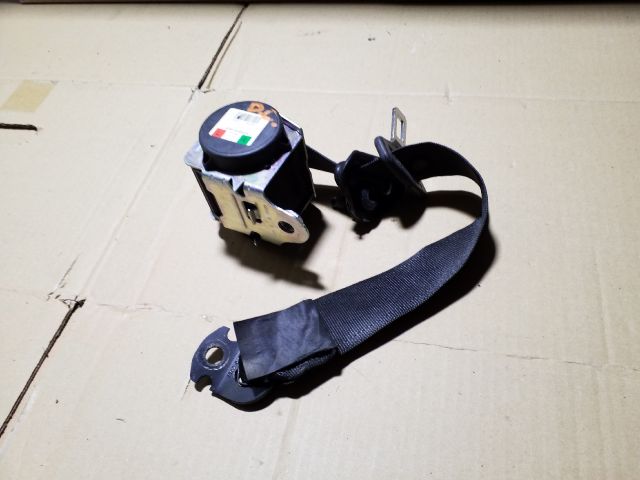 bontott OPEL CORSA D Bal hátsó Biztonsági Öv