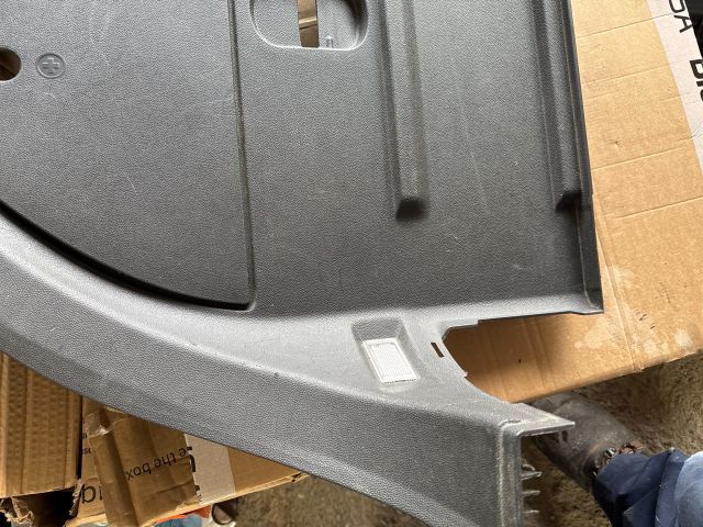 bontott OPEL CORSA D Bal hátsó Csomagtér Burkolat (Műanyag)