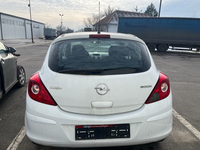 bontott OPEL CORSA D Bal hátsó Dobbetét (Kerékjárati, Műanyag)