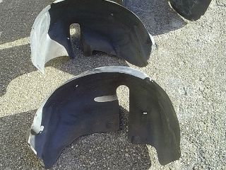 bontott OPEL CORSA D Bal hátsó Dobbetét (Kerékjárati, Műanyag)