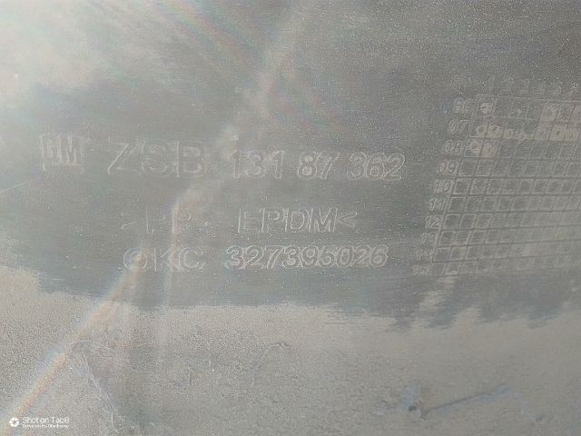 bontott OPEL CORSA D Bal hátsó Dobbetét (Kerékjárati, Műanyag)