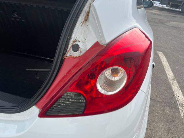 bontott OPEL CORSA D Bal hátsó Dobbetét (Kerékjárati, Műanyag)