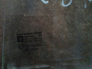 bontott OPEL CORSA D Bal hátsó Fixüveg (Ajtóban)