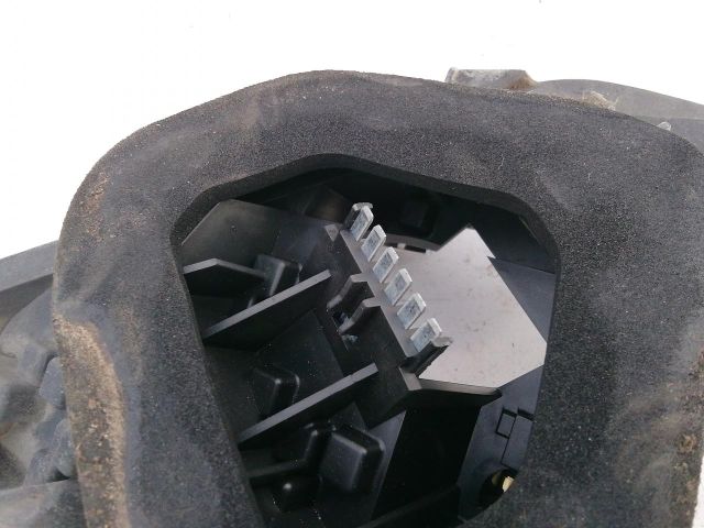 bontott OPEL CORSA D Bal Hátsó Lámpa Foglalat