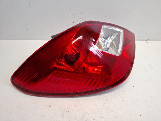 bontott OPEL CORSA D Bal Hátsó Lámpa