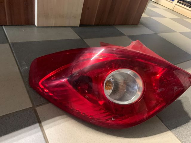 bontott OPEL CORSA D Bal Hátsó Lámpa