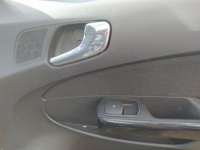 bontott OPEL CORSA D Bal Hátsó Lámpa