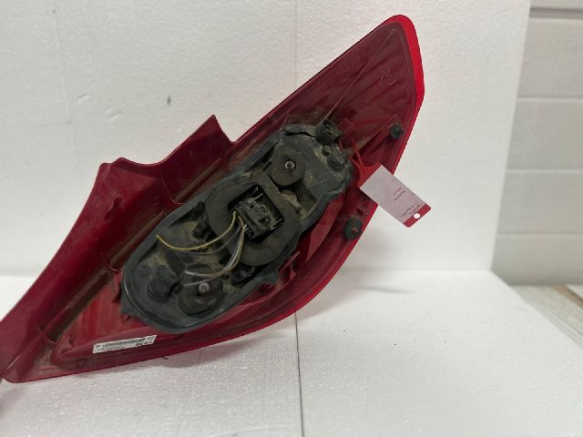 bontott OPEL CORSA D Bal Hátsó Lámpa