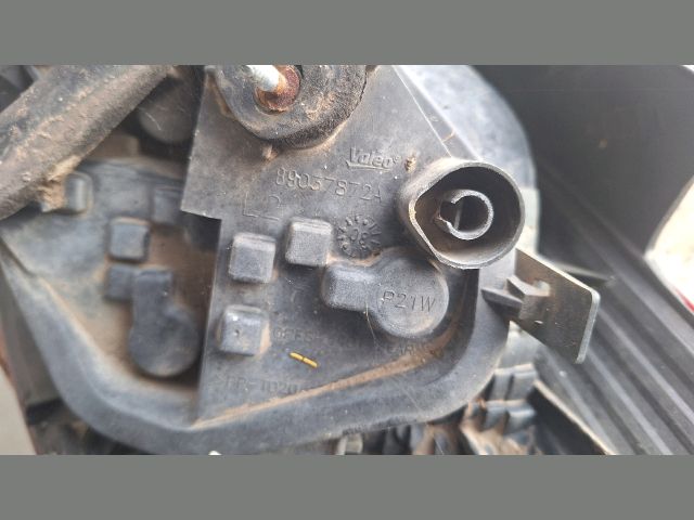 bontott OPEL CORSA D Bal Hátsó Lámpa