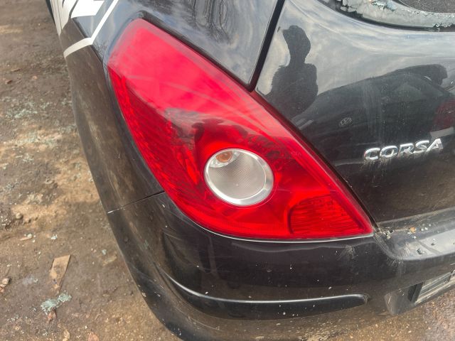 bontott OPEL CORSA D Bal Hátsó Lámpa