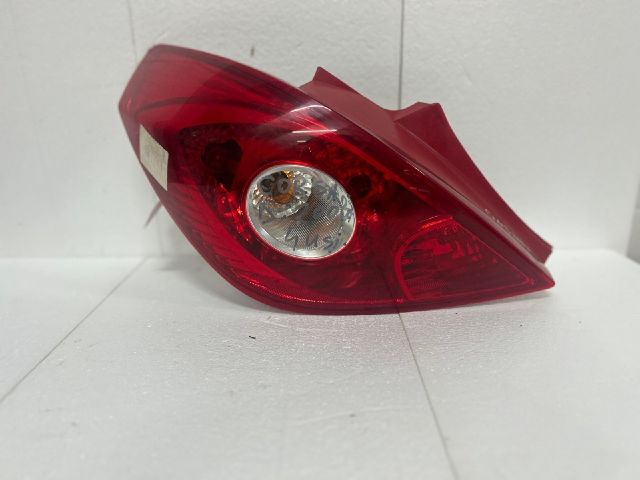 bontott OPEL CORSA D Bal Hátsó Lámpa