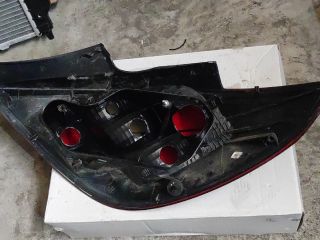 bontott OPEL CORSA D Bal Hátsó Lámpa