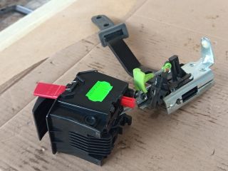 bontott OPEL CORSA D Bal hátsó Ülésállító Kapcsoló