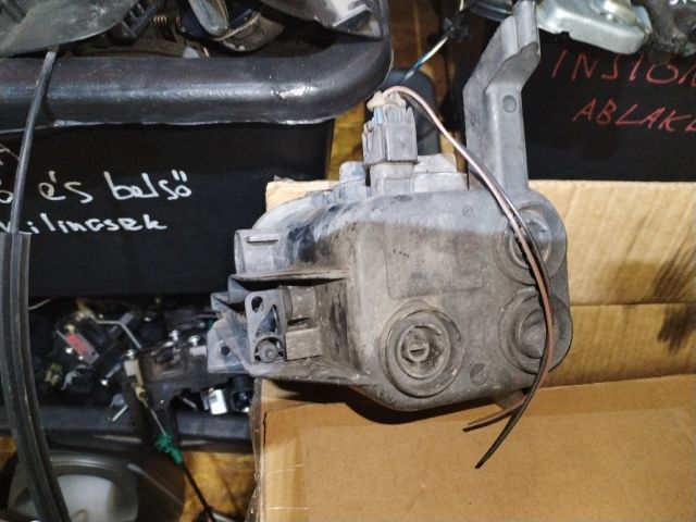 bontott OPEL CORSA D Bal Ködfényszóró