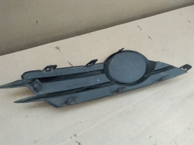 bontott OPEL CORSA D Bal Ködlámpa Rács