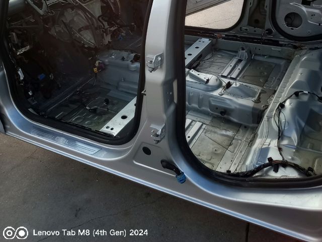 bontott OPEL CORSA D Bal Küszöb