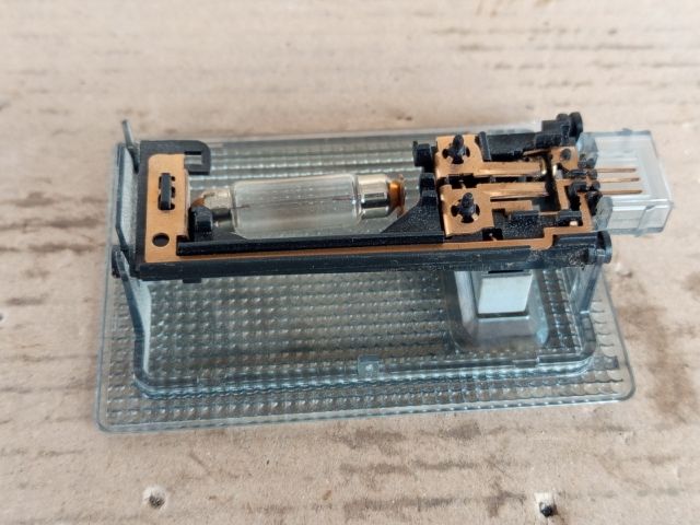 bontott OPEL CORSA D Beltér Világítás Első