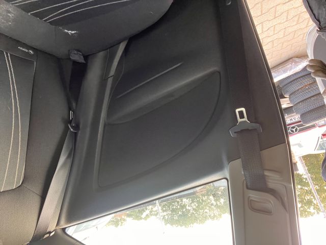 bontott OPEL CORSA D Biztosítéktábla Doboz