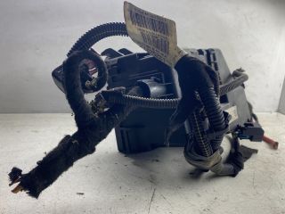 bontott OPEL CORSA D Biztosítéktábla Doboz