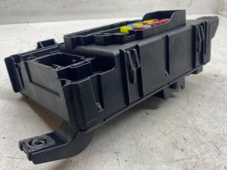 bontott OPEL CORSA D Biztosítéktábla Doboz