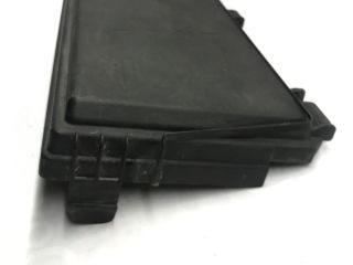 bontott OPEL CORSA D Biztosítéktábla Fedél