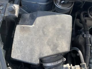 bontott OPEL CORSA D Biztosítéktábla Fedél