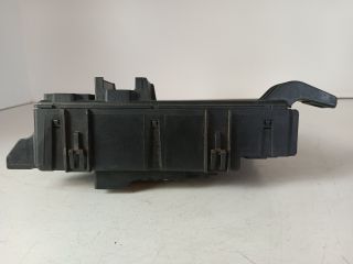 bontott OPEL CORSA D Biztosítéktábla Utastér