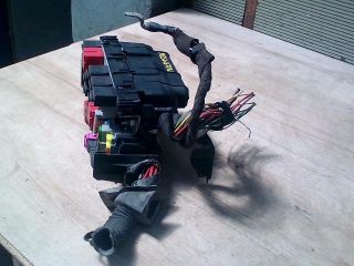 bontott OPEL CORSA D Biztosítéktábla Utastér