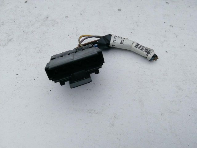 bontott OPEL CORSA D Csatlakozó