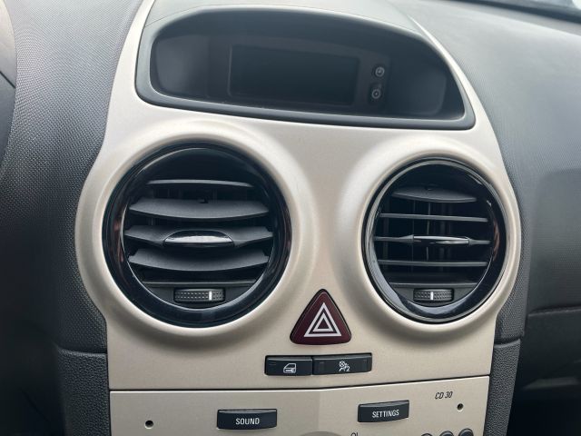 bontott OPEL CORSA D Csomagtér Szellőző Jobb