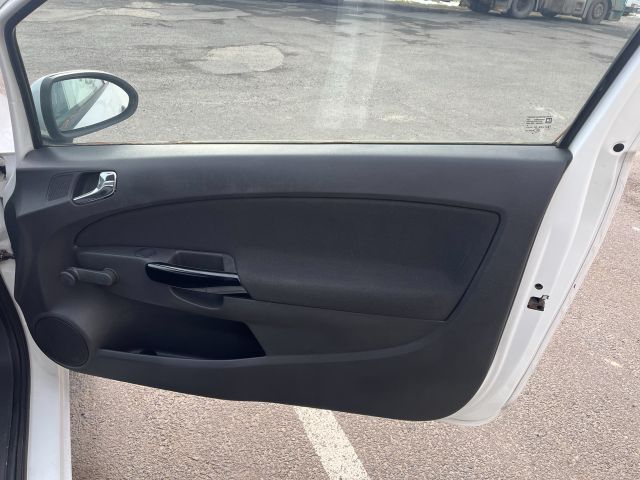 bontott OPEL CORSA D Csomagtér Tálca