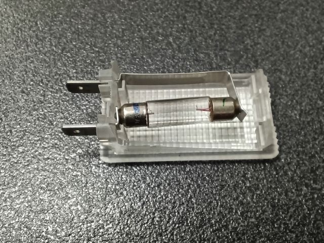 bontott OPEL CORSA D Csomagtér Világítás