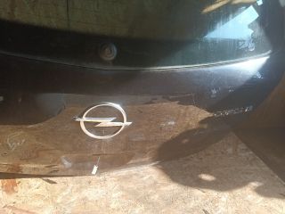 bontott OPEL CORSA D Csomagtérajtó (Részeivel)