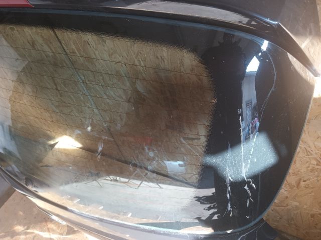 bontott OPEL CORSA D Csomagtérajtó (Részeivel)