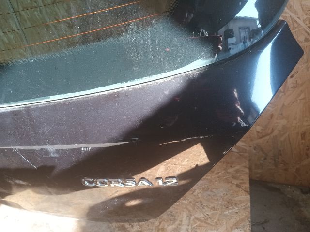 bontott OPEL CORSA D Csomagtérajtó (Részeivel)