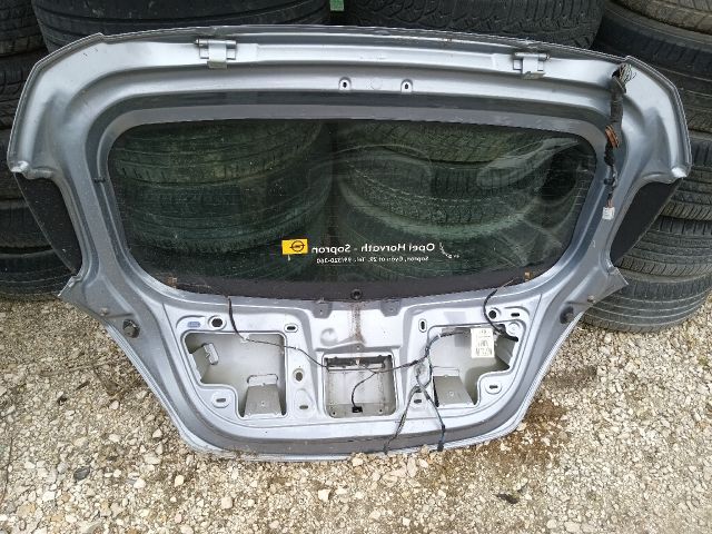 bontott OPEL CORSA D Csomagtérajtó (Részeivel)