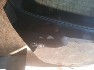 bontott OPEL CORSA D Csomagtérajtó (Részeivel)