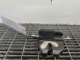 bontott OPEL CORSA D Csomagtérajtó Ütköző