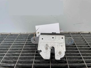 bontott OPEL CORSA D Csomagtérajtó Ütköző