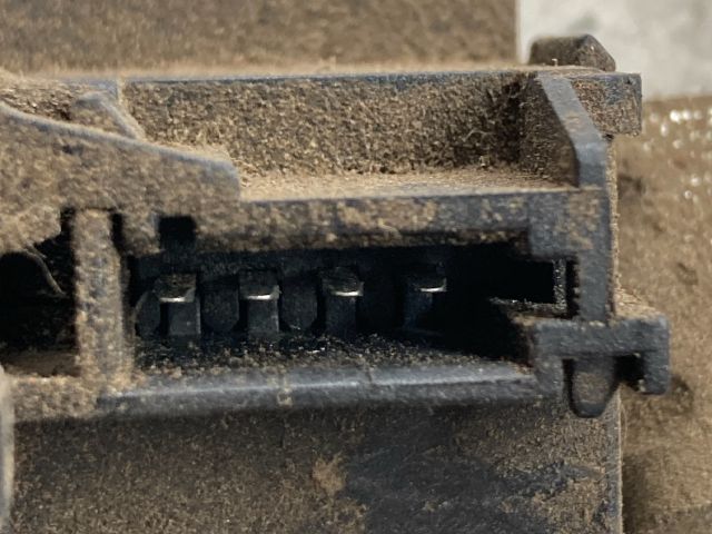 bontott OPEL CORSA D Csomagtérajtó Zárszerkezet