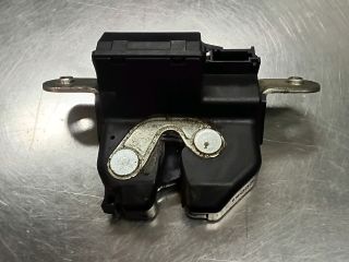 bontott OPEL CORSA D Csomagtérajtó Zárszerkezet