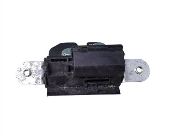 bontott OPEL CORSA D Csomagtérajtó Zárszerkezet