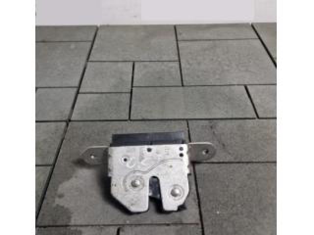 bontott OPEL CORSA D Csomagtérajtó Zárszerkezet