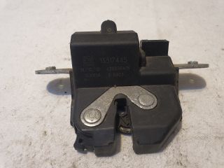 bontott OPEL CORSA D Csomagtérajtó Zárszerkezet