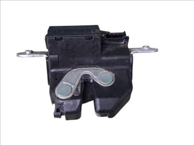 bontott OPEL CORSA D Csomagtérajtó Zárszerkezet